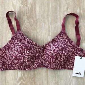 BRAND NEW knix Wireless Padded V-Neck Bra Size 2
